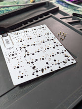 Load image into Gallery viewer, Sockets for hot swap. Chill-max? Stupid Sockets?