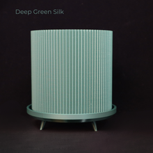 Load image into Gallery viewer, The Lloyd Planter with drainage, 4.5 inch in several colors.