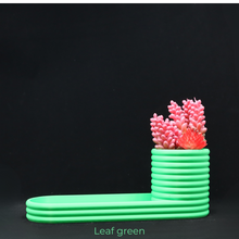 Load image into Gallery viewer, Desk Planter with Valet Tray and screw off drainage tray