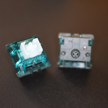 Load image into Gallery viewer, Dukharo MO Green V2 Tactile